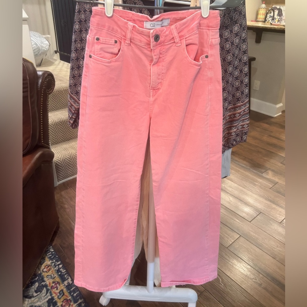 Q2 Pink Straight Leg Jeans Vibrant Style